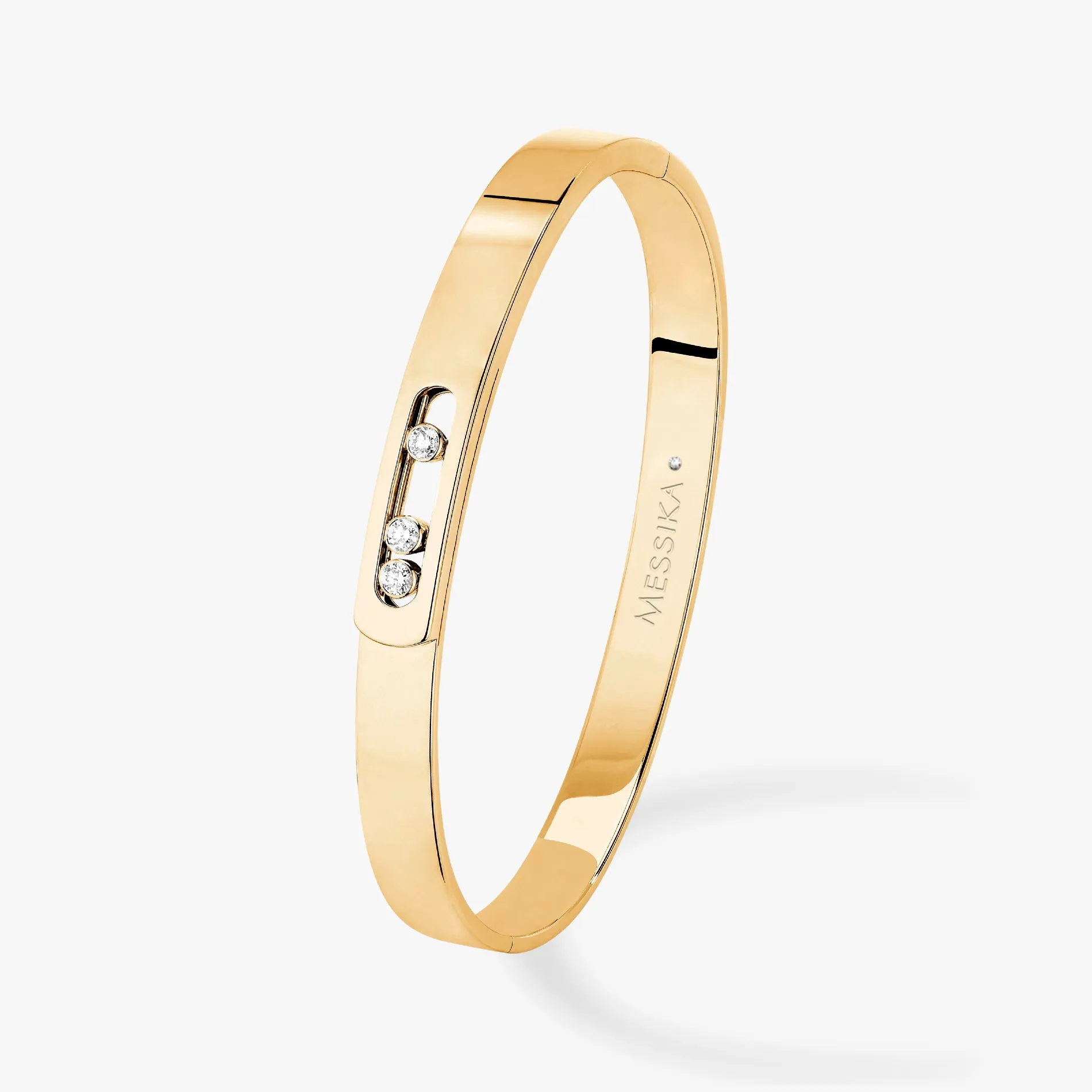 0.16ctw Yellow Gold Diamond Bangle Bracelet