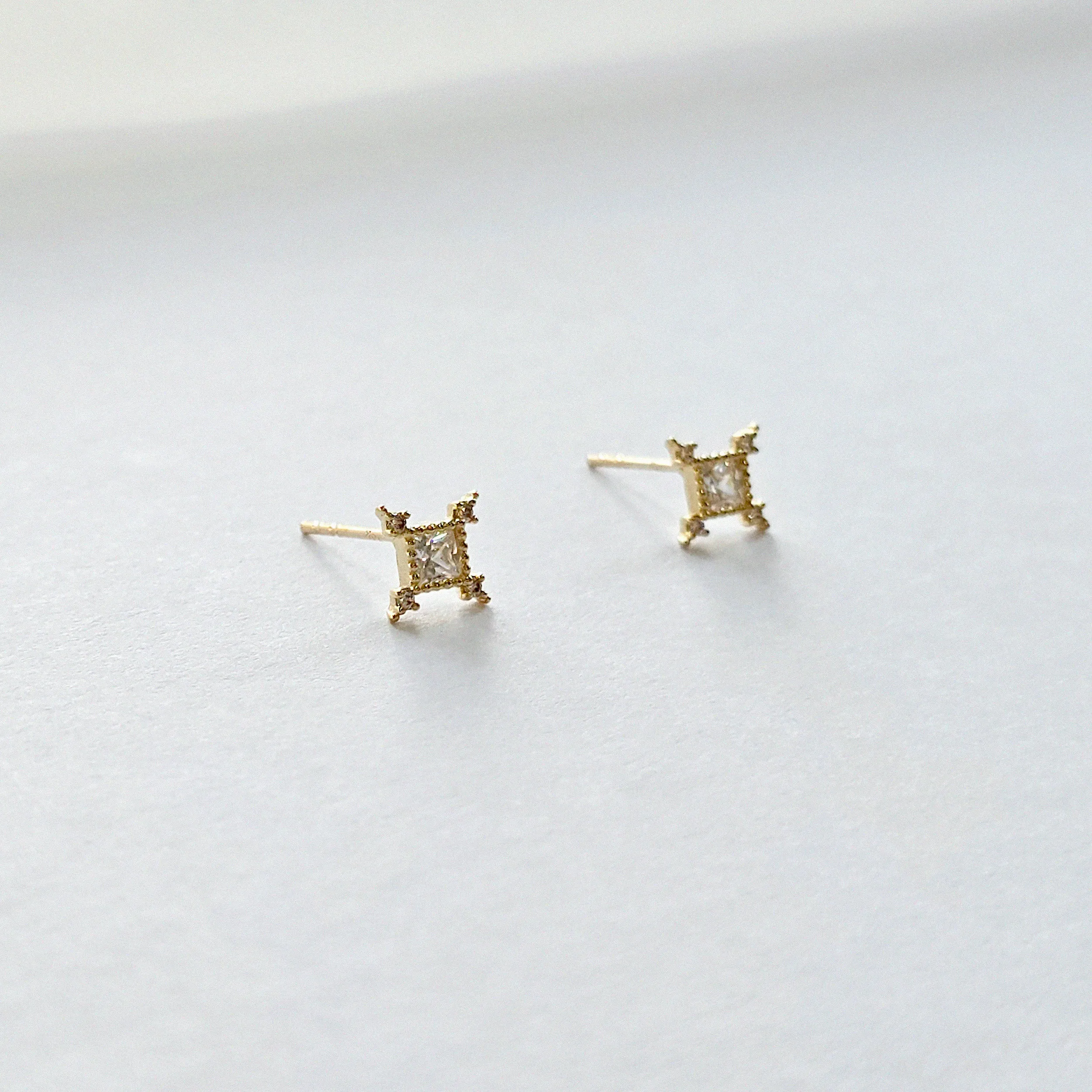 14K Grande Luce Earrings