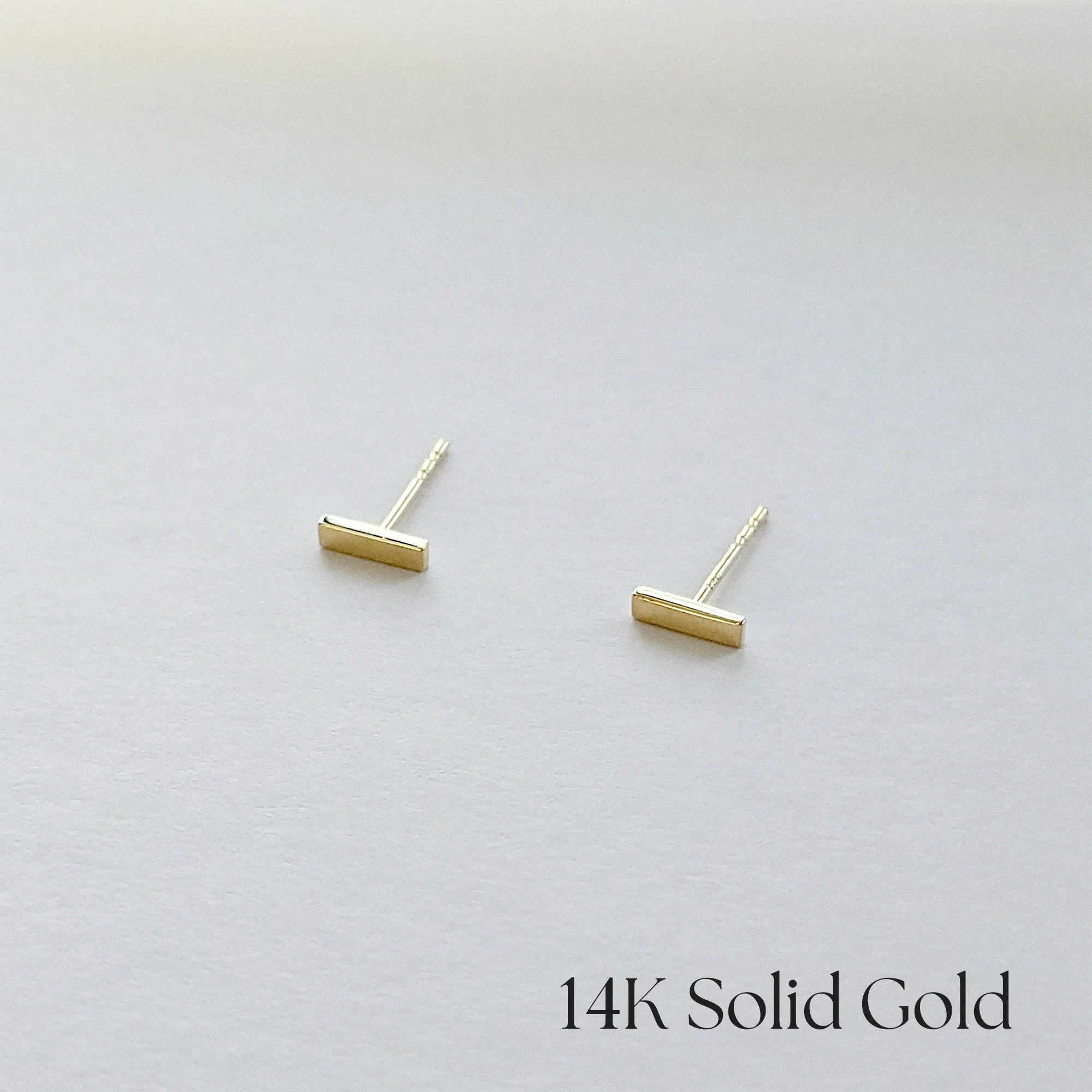 14K Sleek Bar Studs