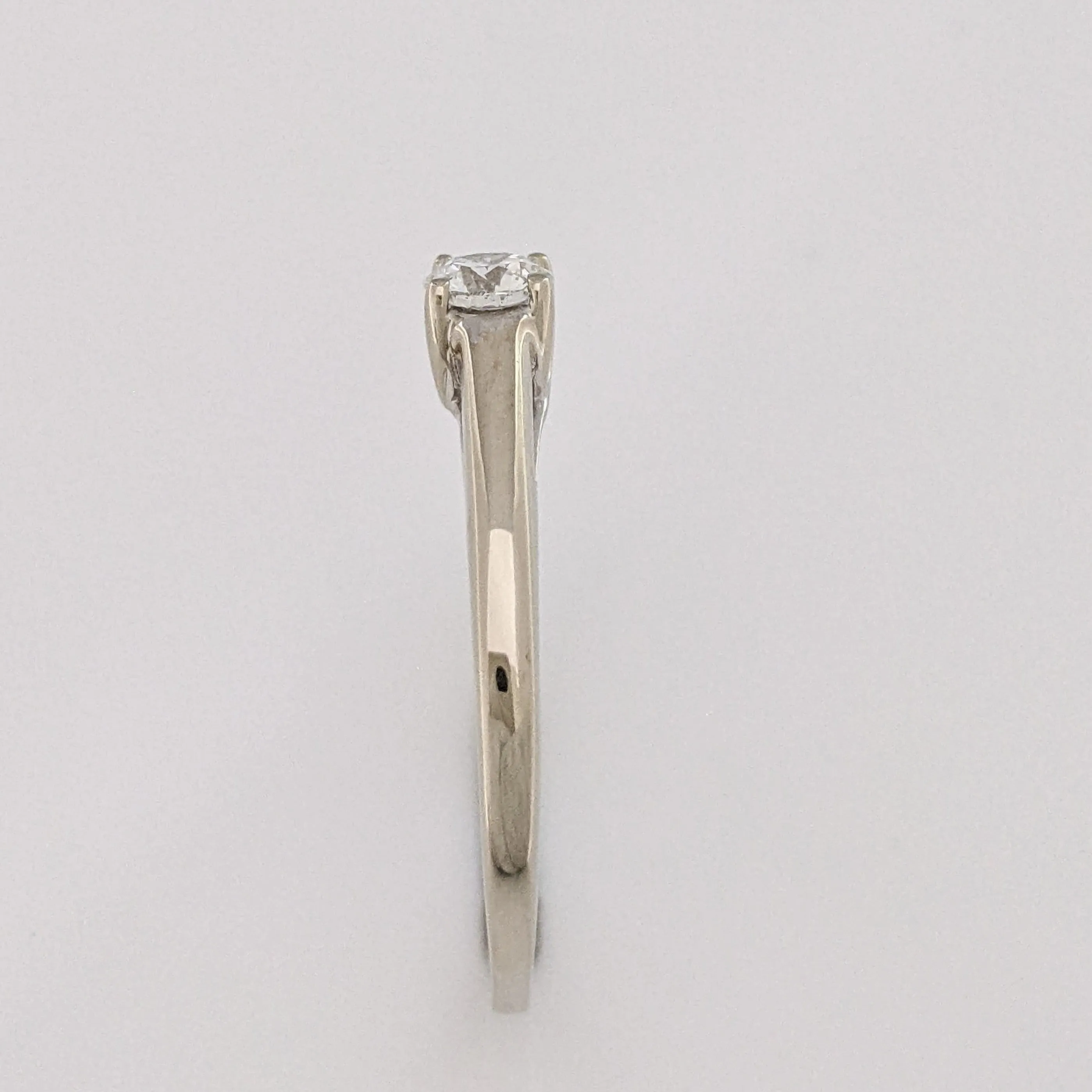 14K WHITE .29 CARAT TOTAL SI2 I DIAMOND ROUND SOLITAIRE ESTATE RING 2.3 GRAMS