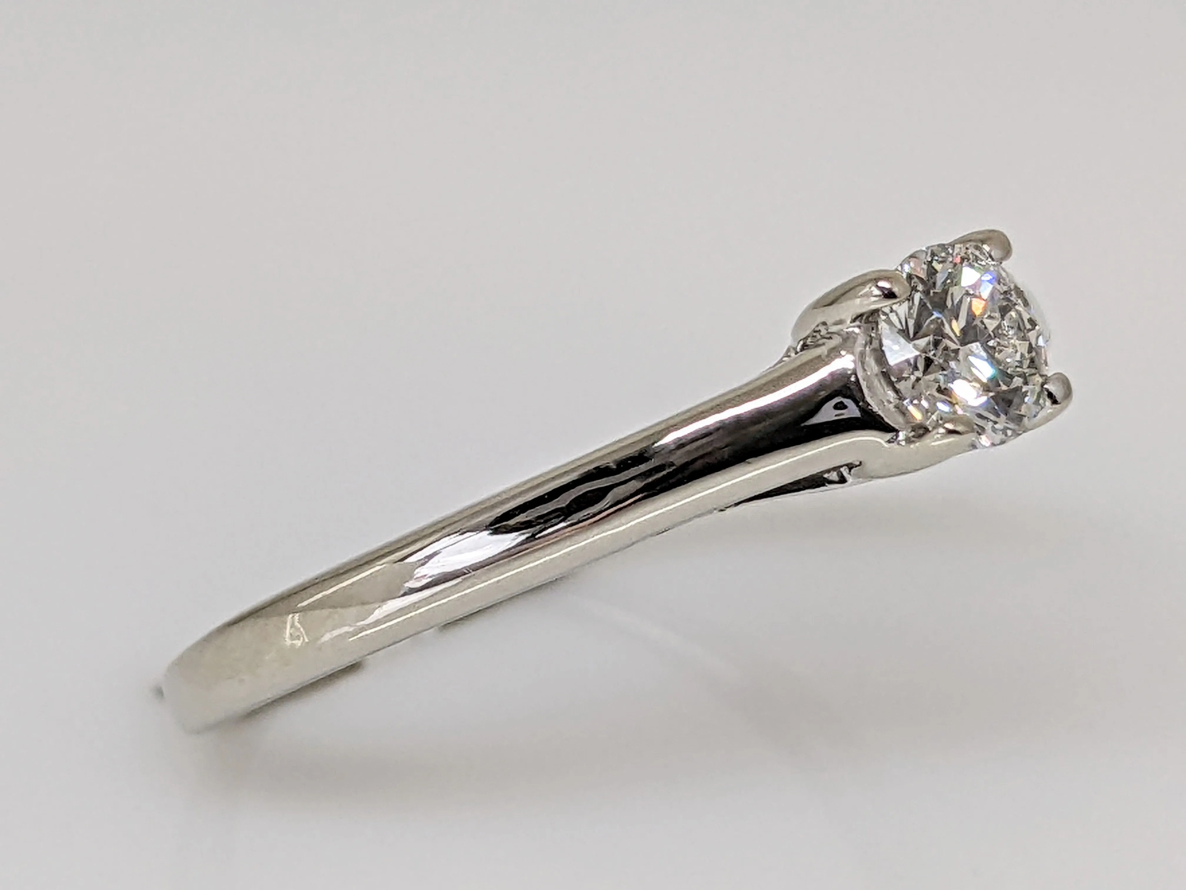 14K WHITE .29 CARAT TOTAL SI2 I DIAMOND ROUND SOLITAIRE ESTATE RING 2.3 GRAMS