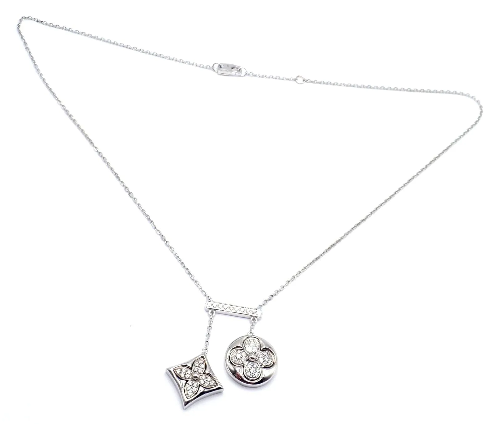 Authentic! Louis Vuitton Blossom 18k White Gold Diamond Link Pendant Necklace