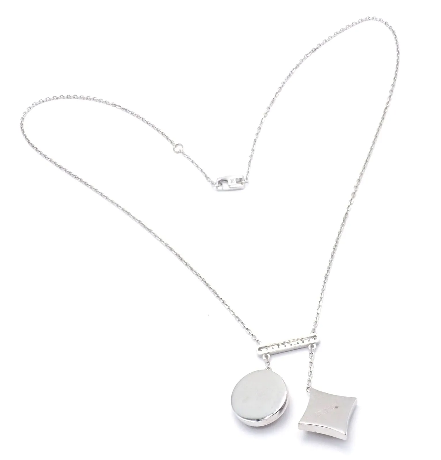 Authentic! Louis Vuitton Blossom 18k White Gold Diamond Link Pendant Necklace