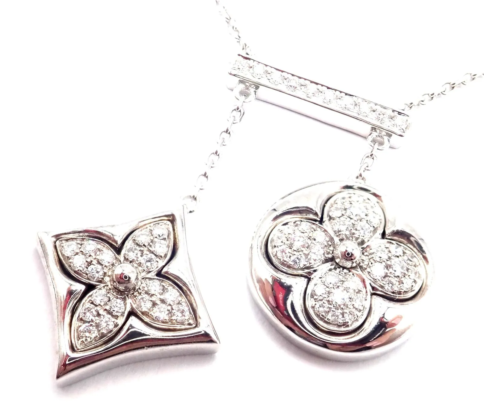 Authentic! Louis Vuitton Blossom 18k White Gold Diamond Link Pendant Necklace
