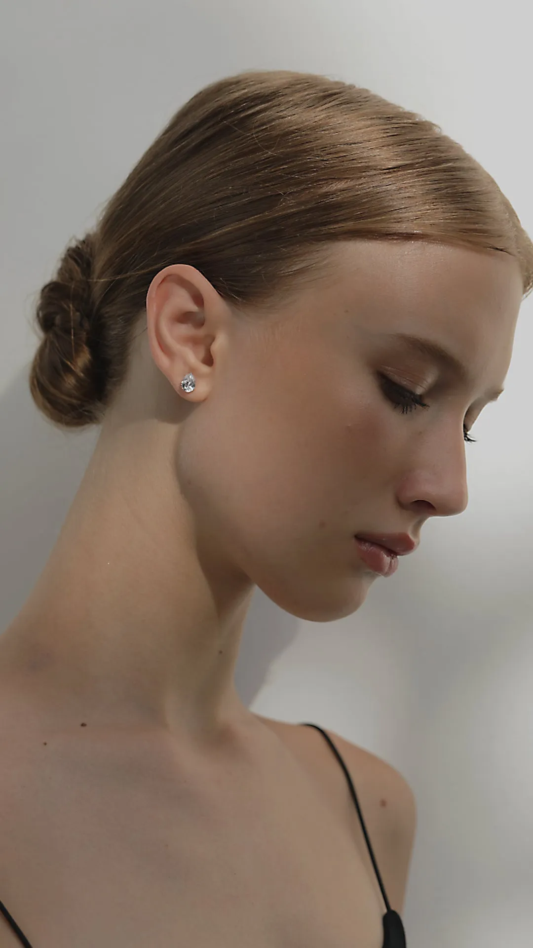 Cecile Pear Studs White Gold