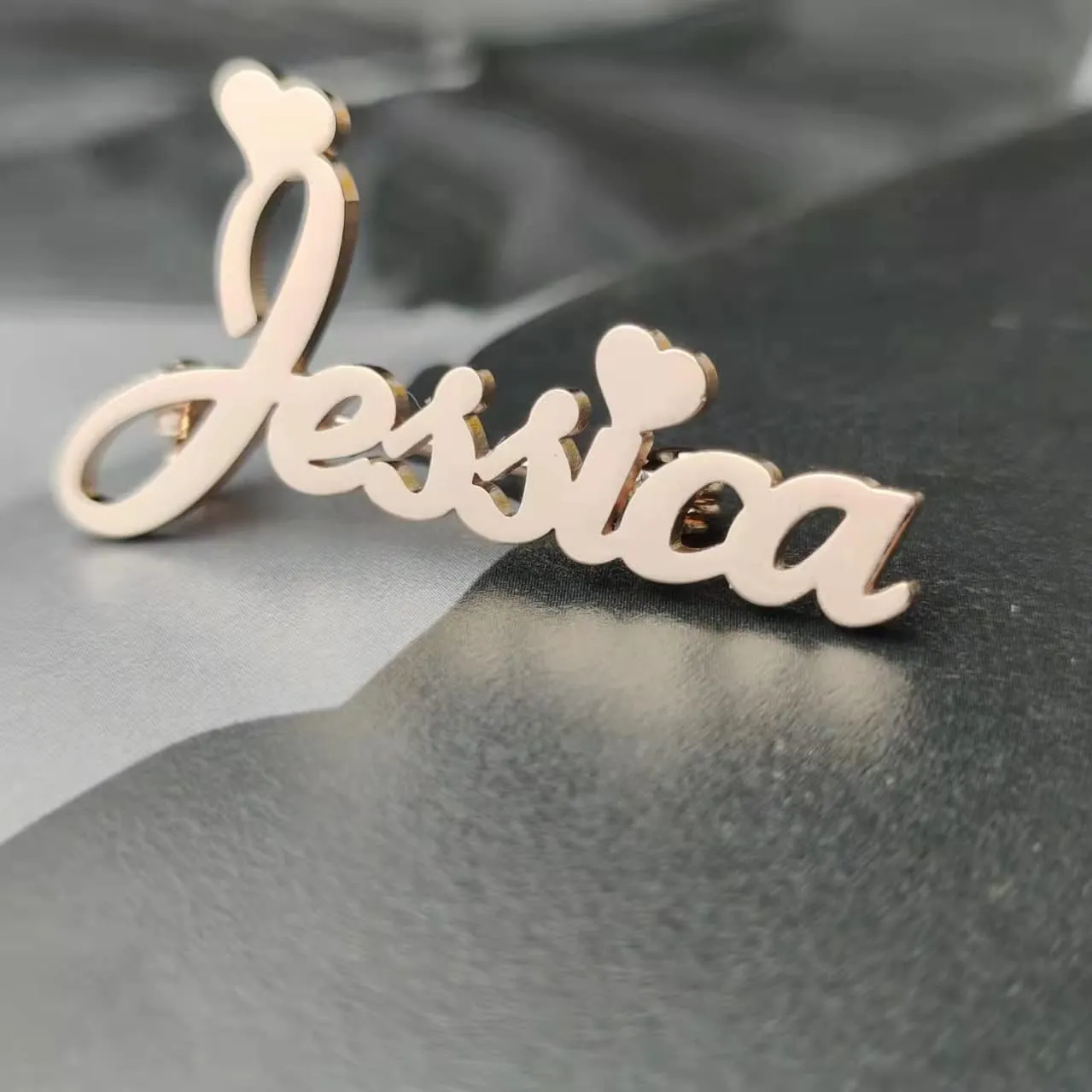 Custom Brooch Can Be Customized Name Jewelry Rose Gold Lapel Pin Stainless Steel Ladies Brooch Custom Unique Gift