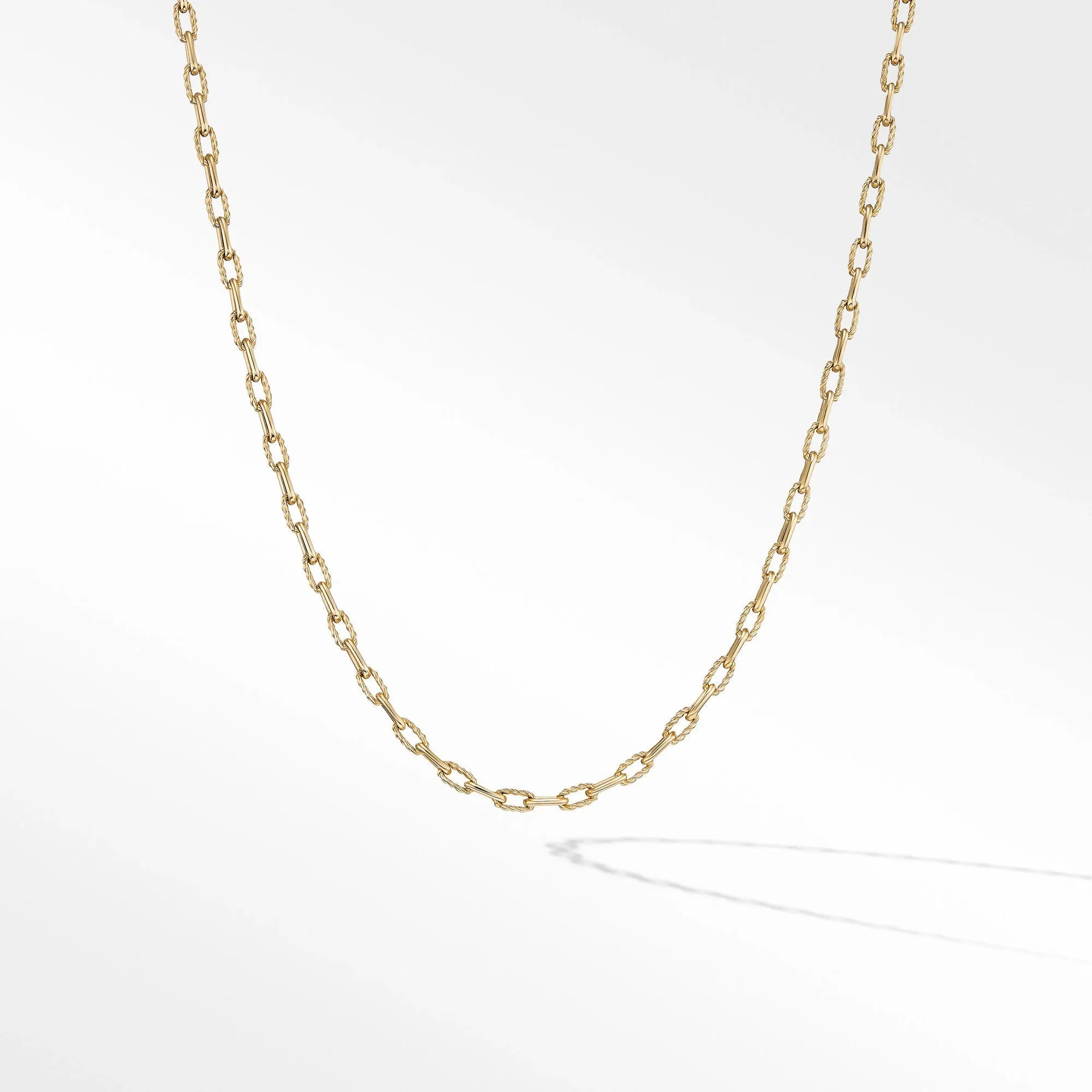 David Yurman Madison Chain Necklace in 18k Yellow Gold | 18 Inches