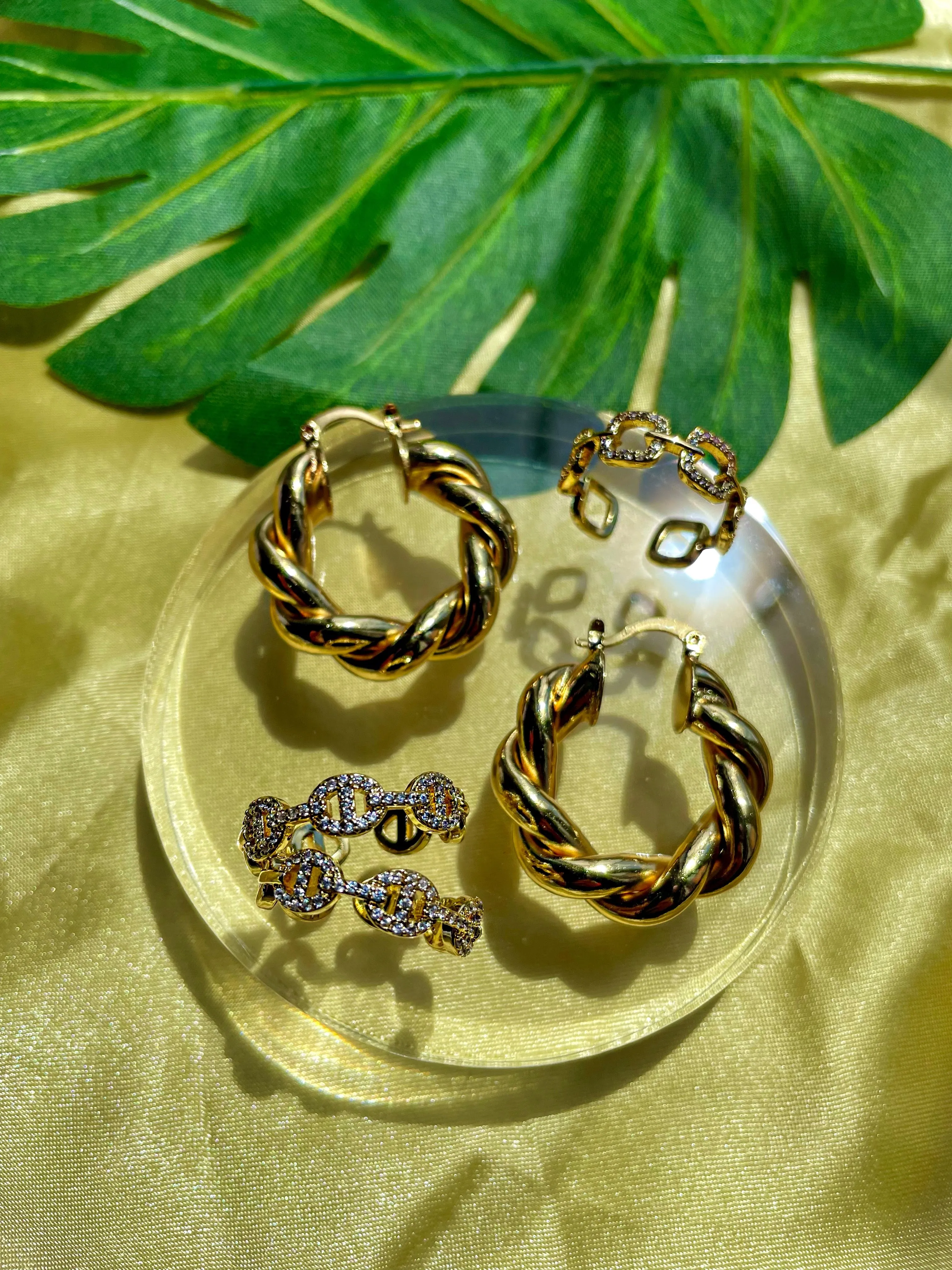 Diamond Chain Link Ring
