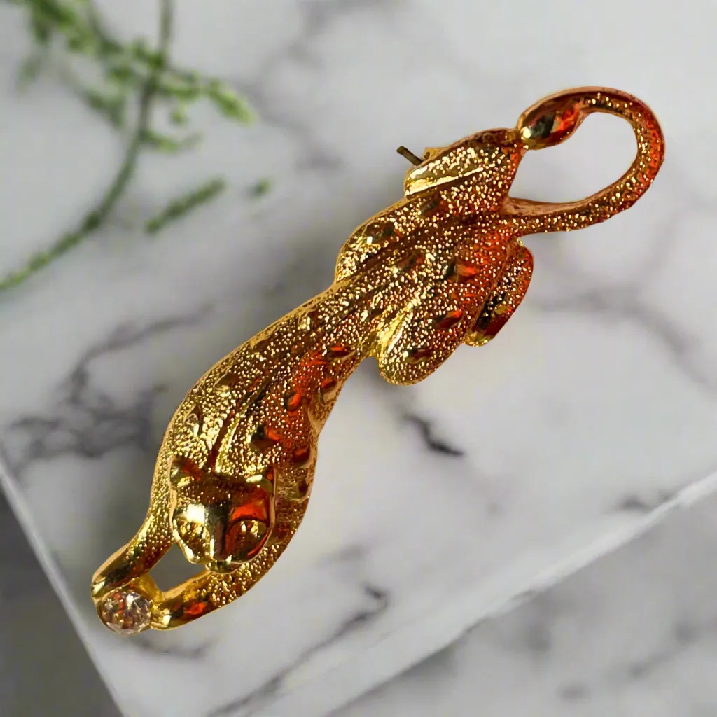 Elegant 9ct Gold Plated Jaguar Cat Brooch with Crystal Accent
