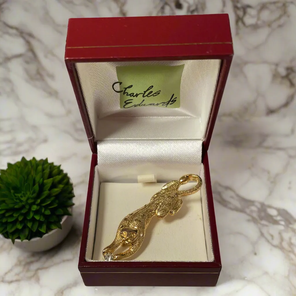 Elegant 9ct Gold Plated Jaguar Cat Brooch with Crystal Accent