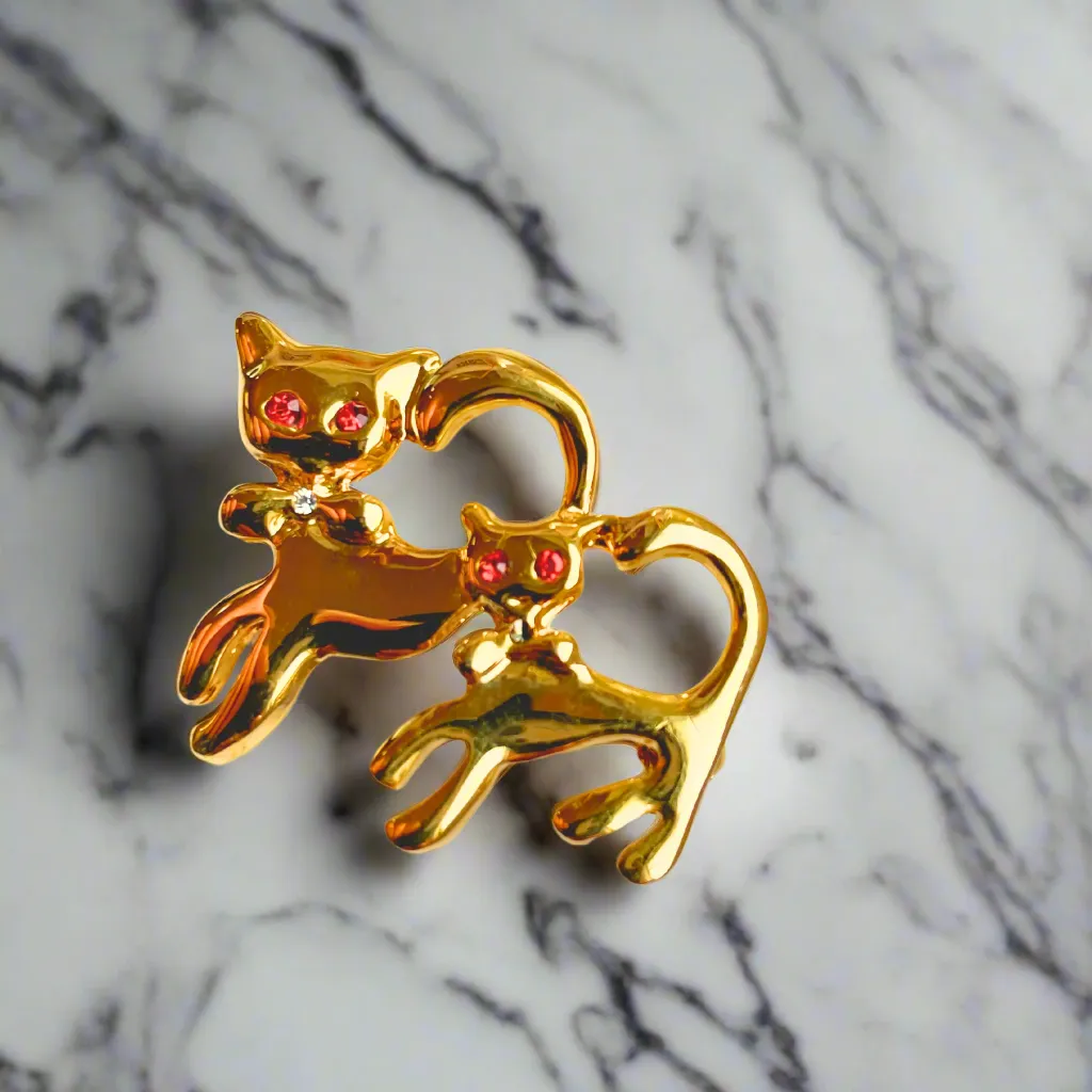 Elegant 9ct Gold Plated Twin Cats Brooch – Crystal-Set Feline Charm
