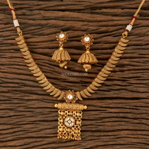 Gold Antique Classic Necklace