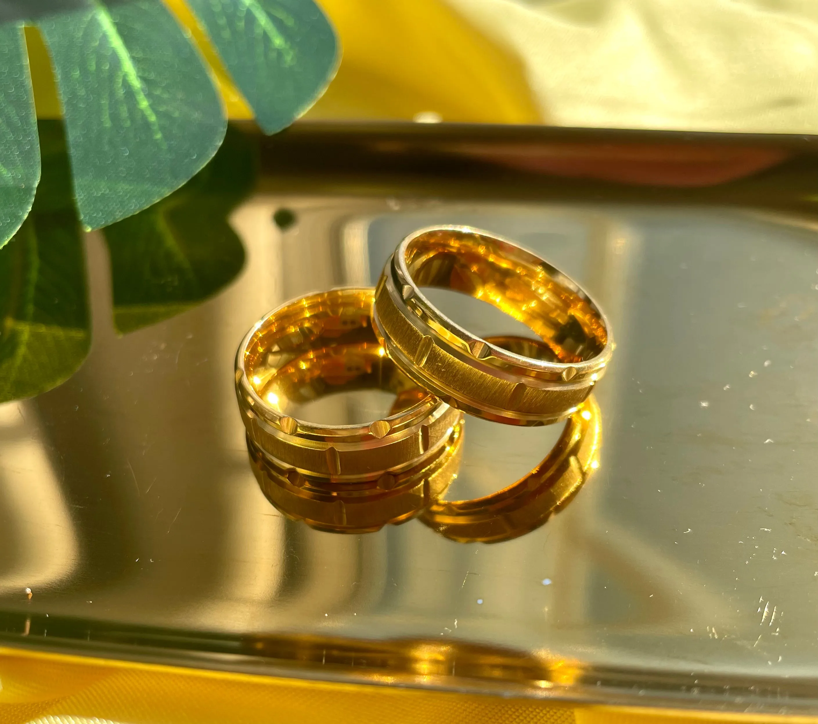 Gold Men's Ring