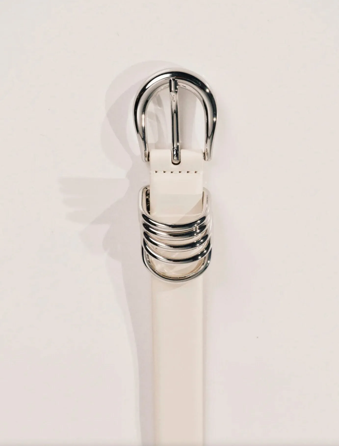 Hollyhock Leather - Ivory/Silver