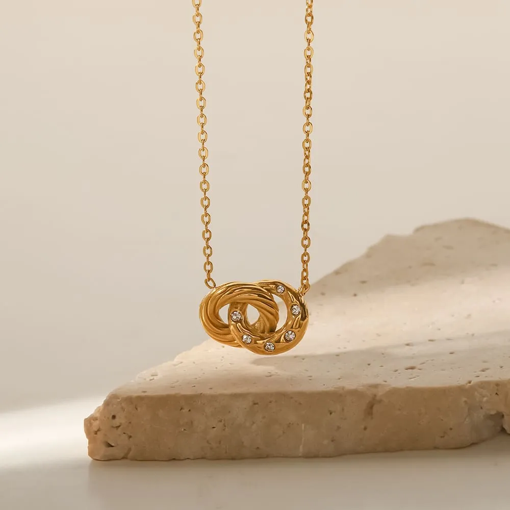 Interlocking Necklace