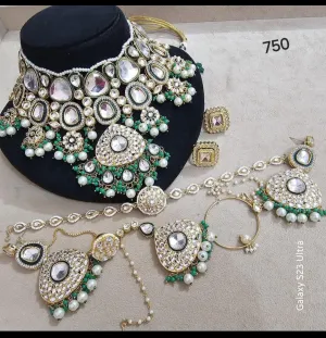 Kundan Pulki Bridal Jewelry Set With Pearls And Green Beds