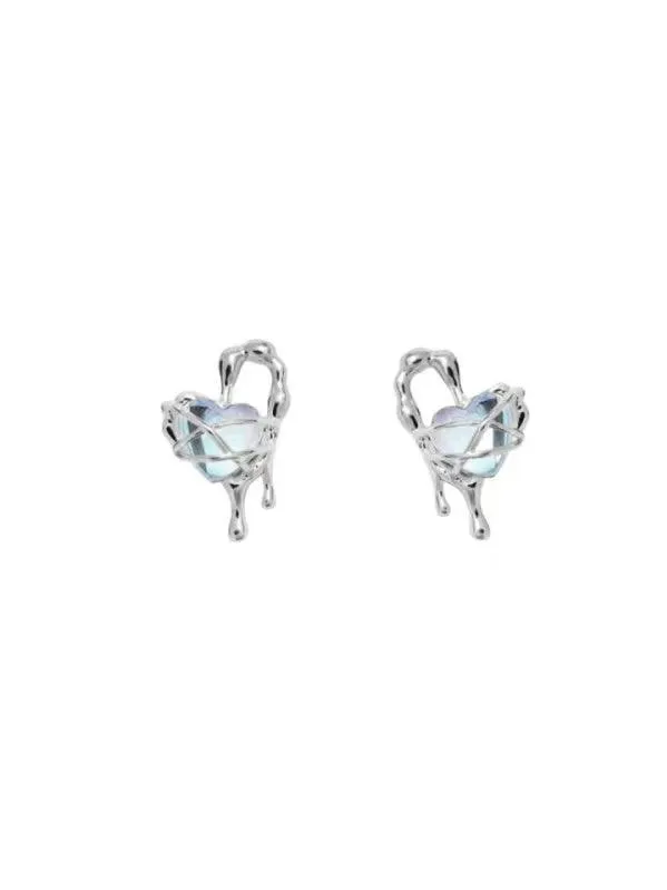 Lava Cutout Heart Stud Earrings