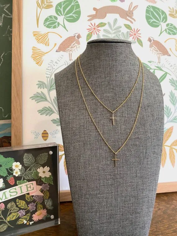 Mama   Me Cross Necklace Set