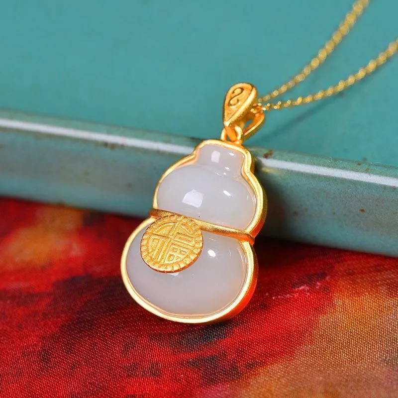 Natural Hetian Yufu word gourd pendant ladies necklace