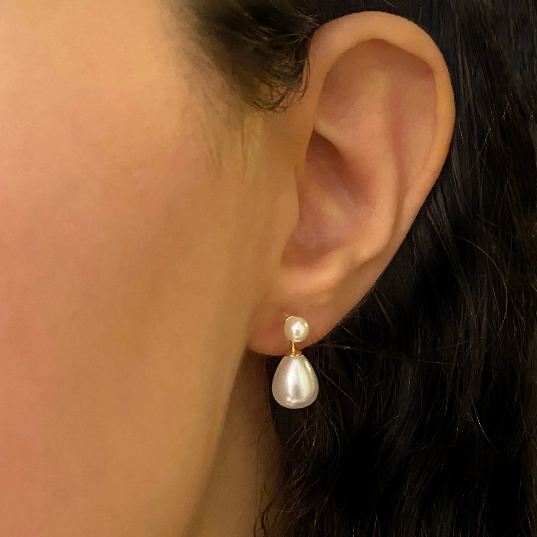 pearl teardrop studs