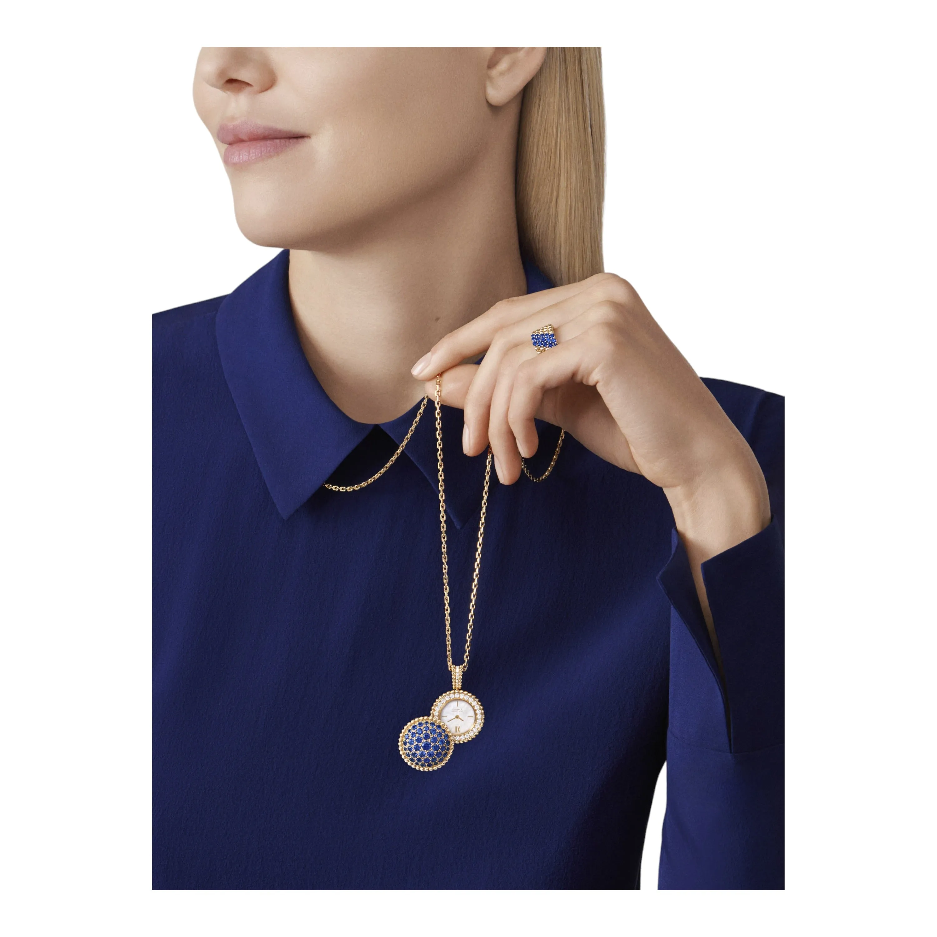 Perlée secret pendant watch