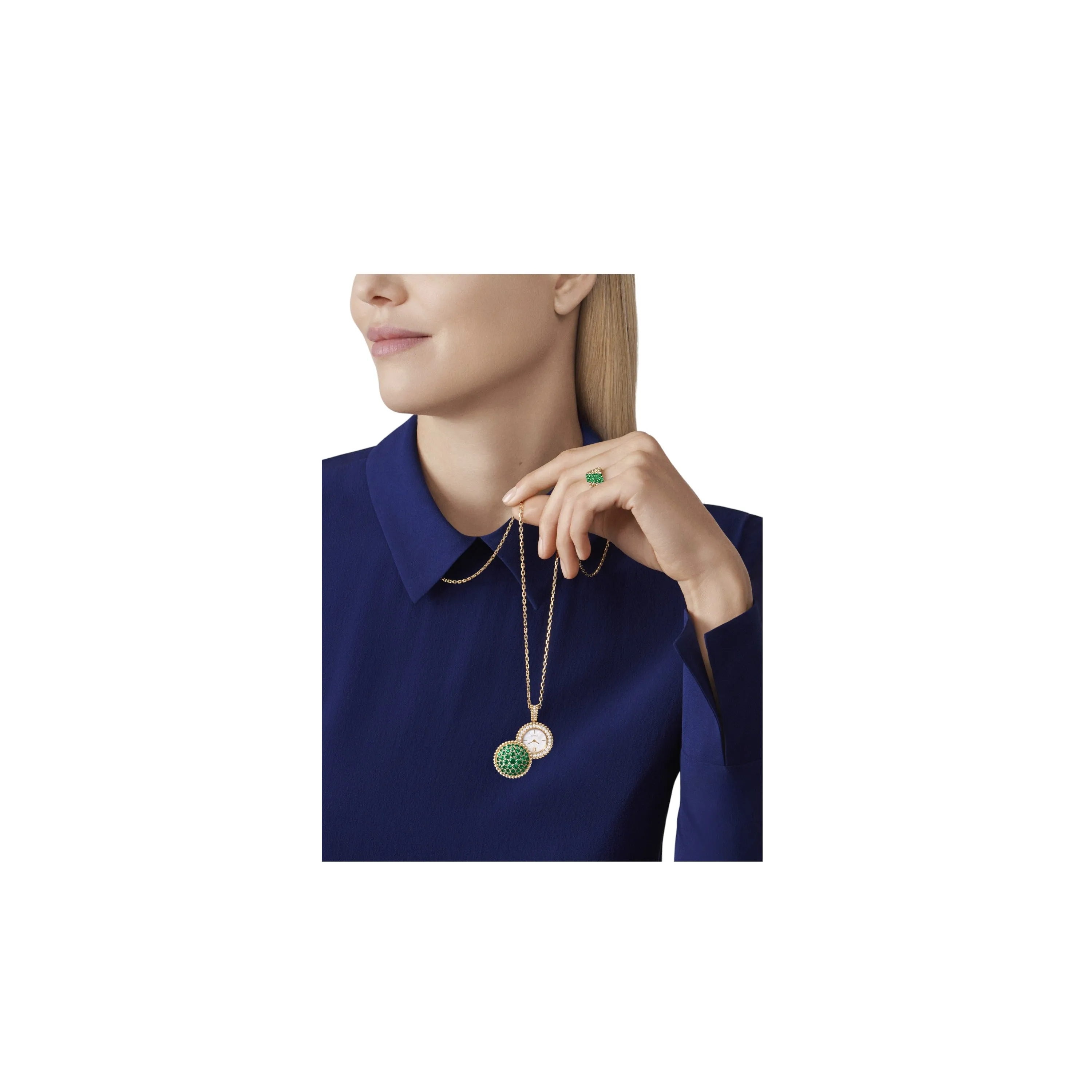 Perlée secret pendant watch