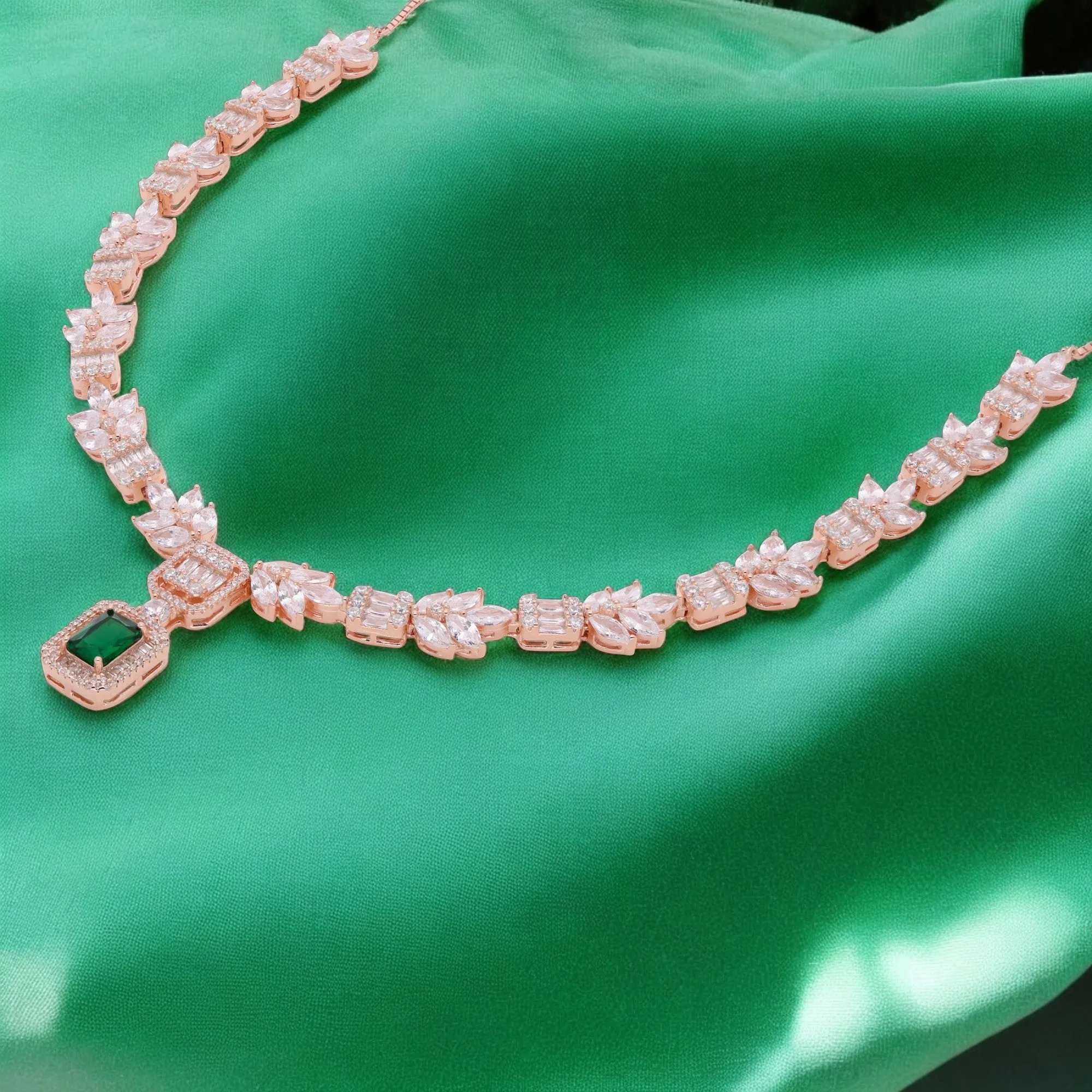 Regal Radiance Necklace with Emerald/Pink Stone Pendant | SKU : 0021189005, 0021189029, 0003526163, 0003526149, 0003525883