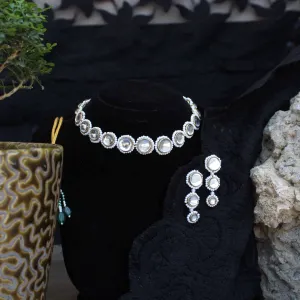 Round Bound Full Set With Necklace And Earrings