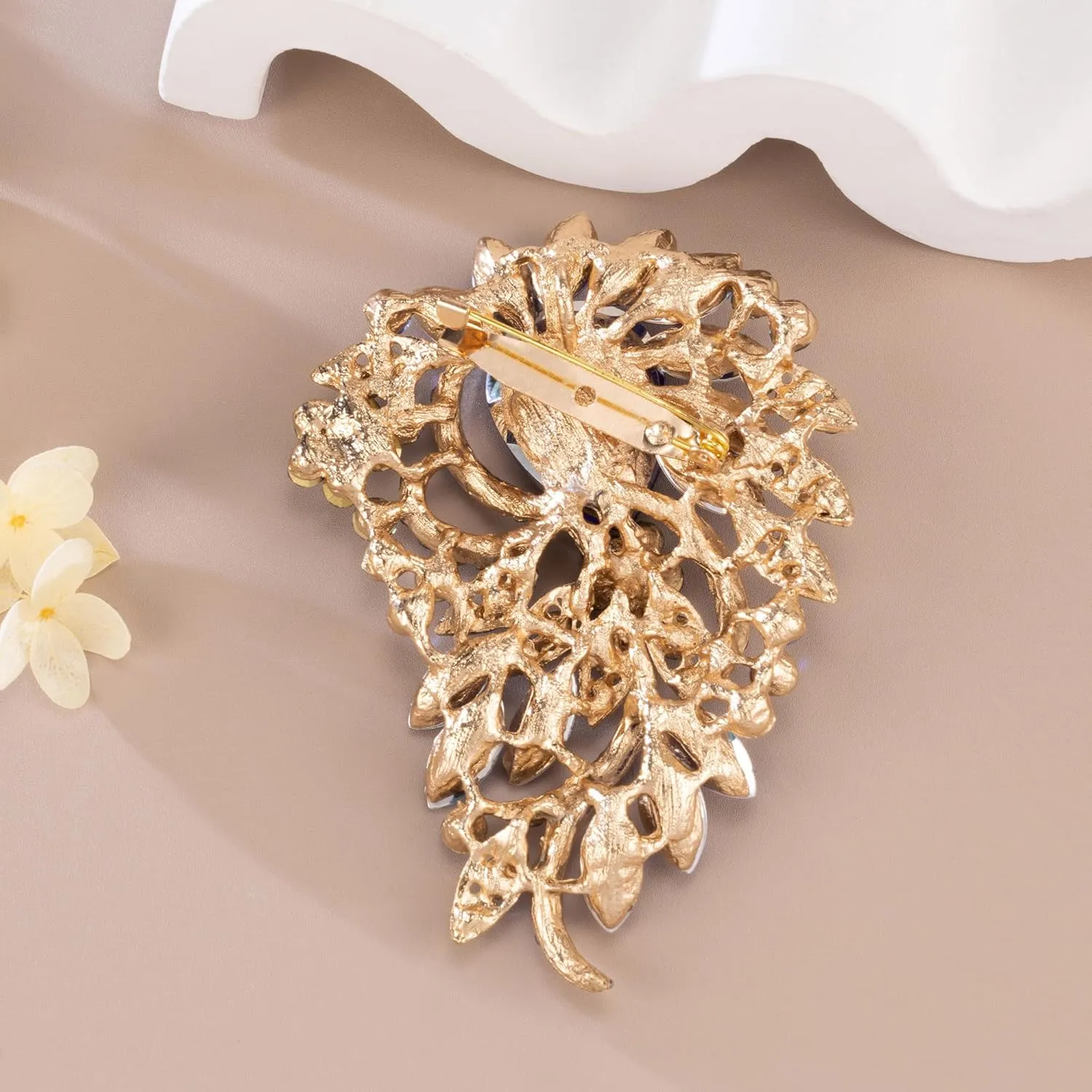 SELOVO Big Large Flower Statement Brooches Pins Scarf Decoration Gold Tone