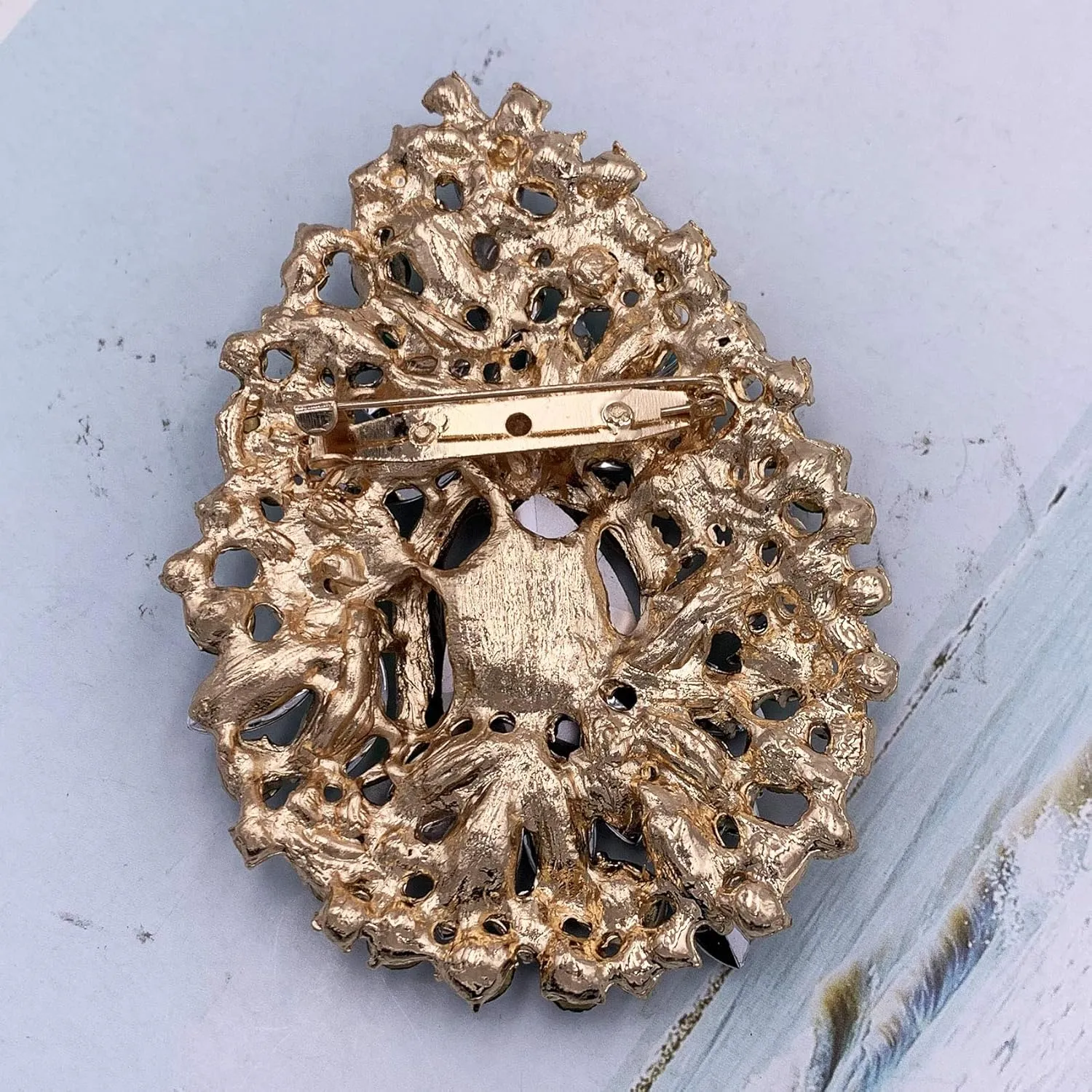 SELOVO Huge Big Large Flower Statement Brooches and Pins Scarf Decoration Gold Tone