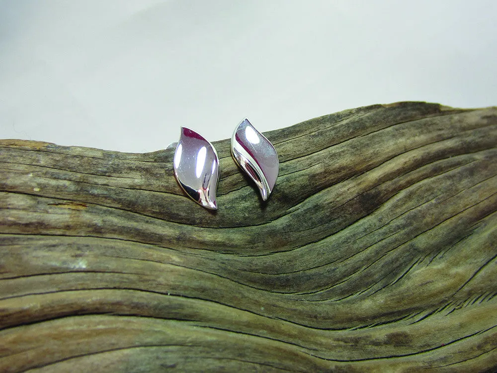 simple leaf studs