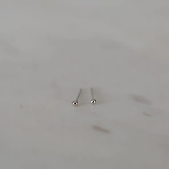 SOPHIE Store Blink Studs - Silver