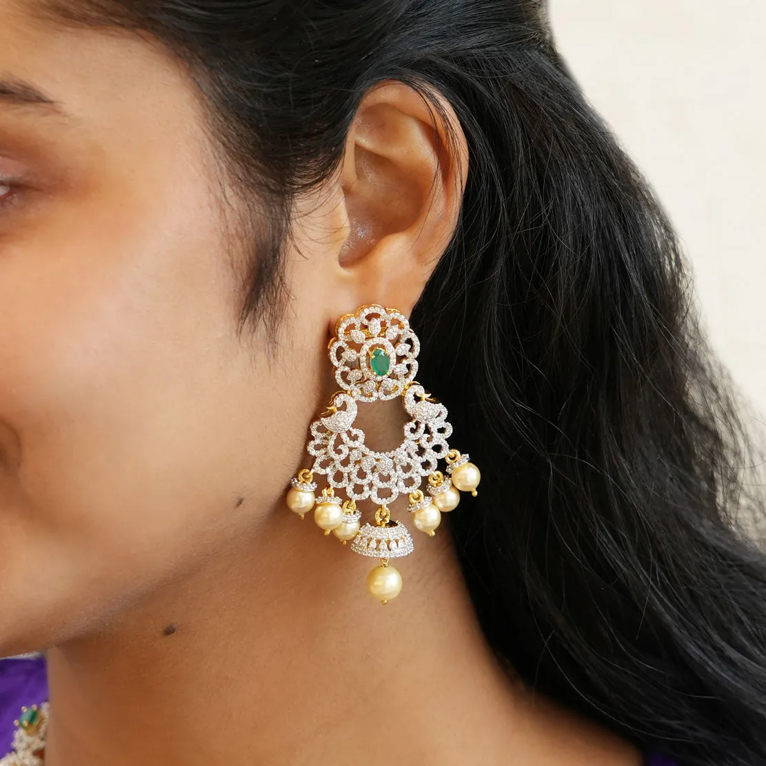 Stylish Avikam Necklace Set