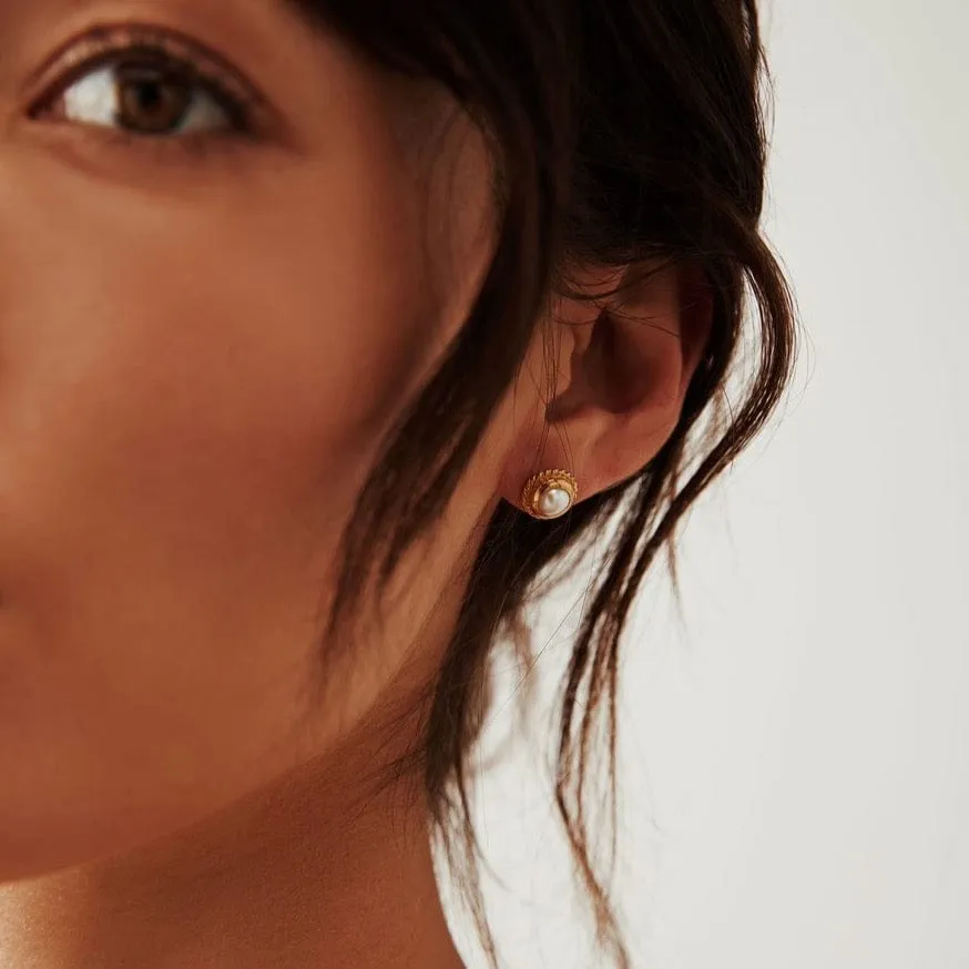 Twisted Rim Pearl Studs