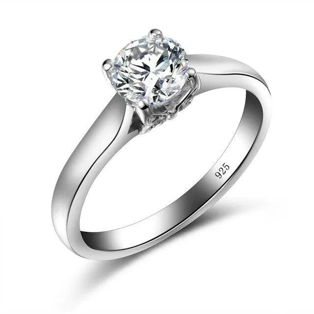 Unique 0.8ct  Luxury Moissanite Diamond Solitaire Ring