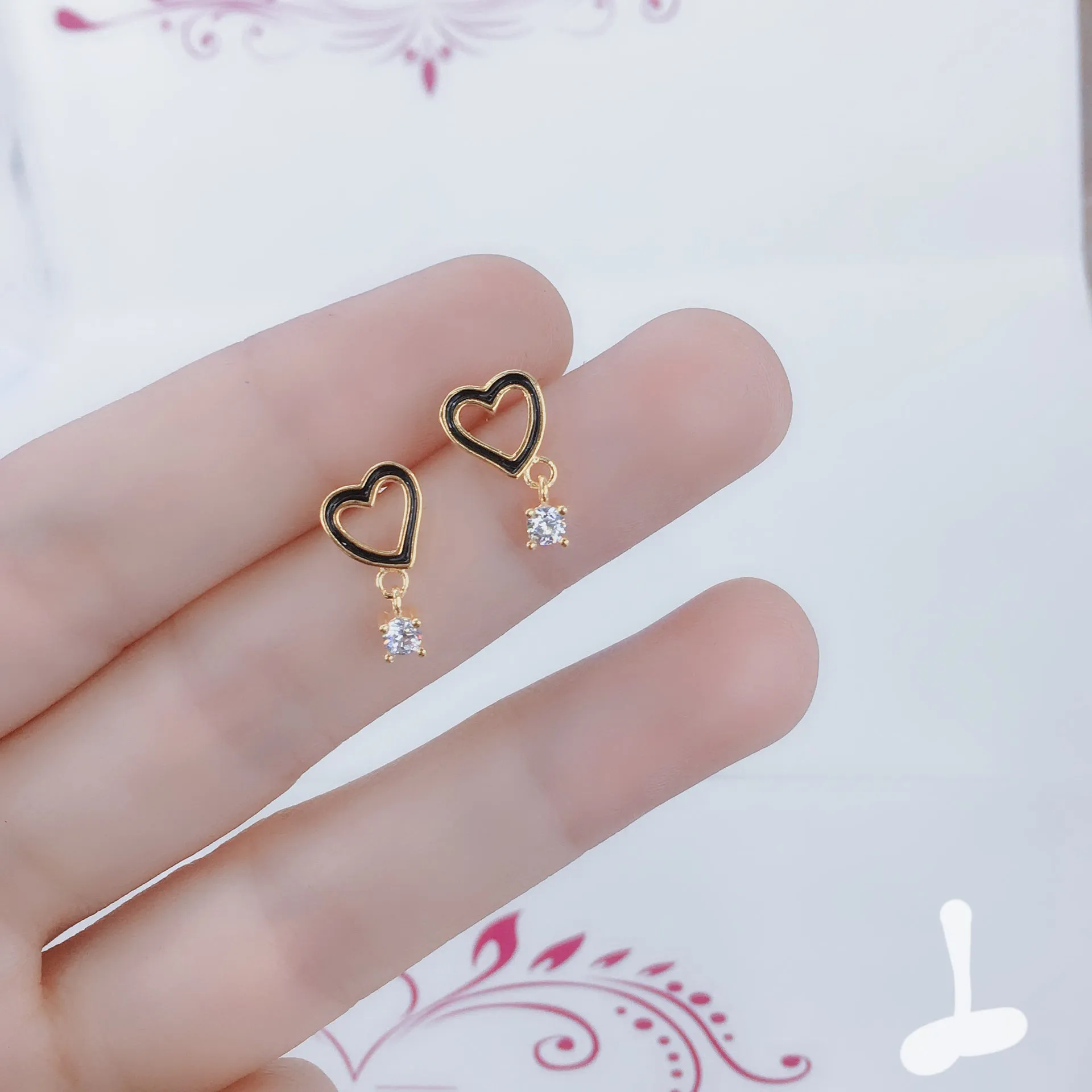 Wholesale Simple Small Exquisite Design Sense 925 Sterling Silver Earrings