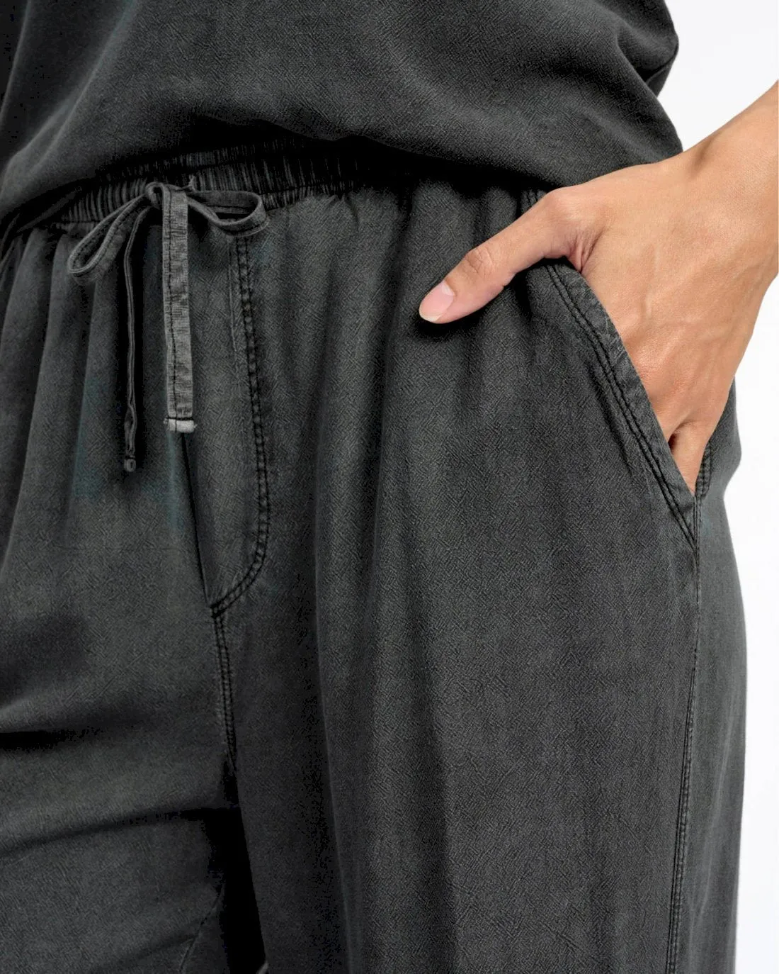 Zinnia Jogger